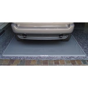 Water Containment Mat for Garage